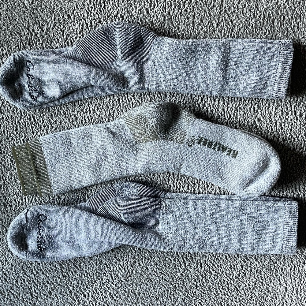 3 PAIR 2-CABELA’S & 1-REALTREE CREW SOCKS. WORK/BOOT SOCKS. Gray. Size L.